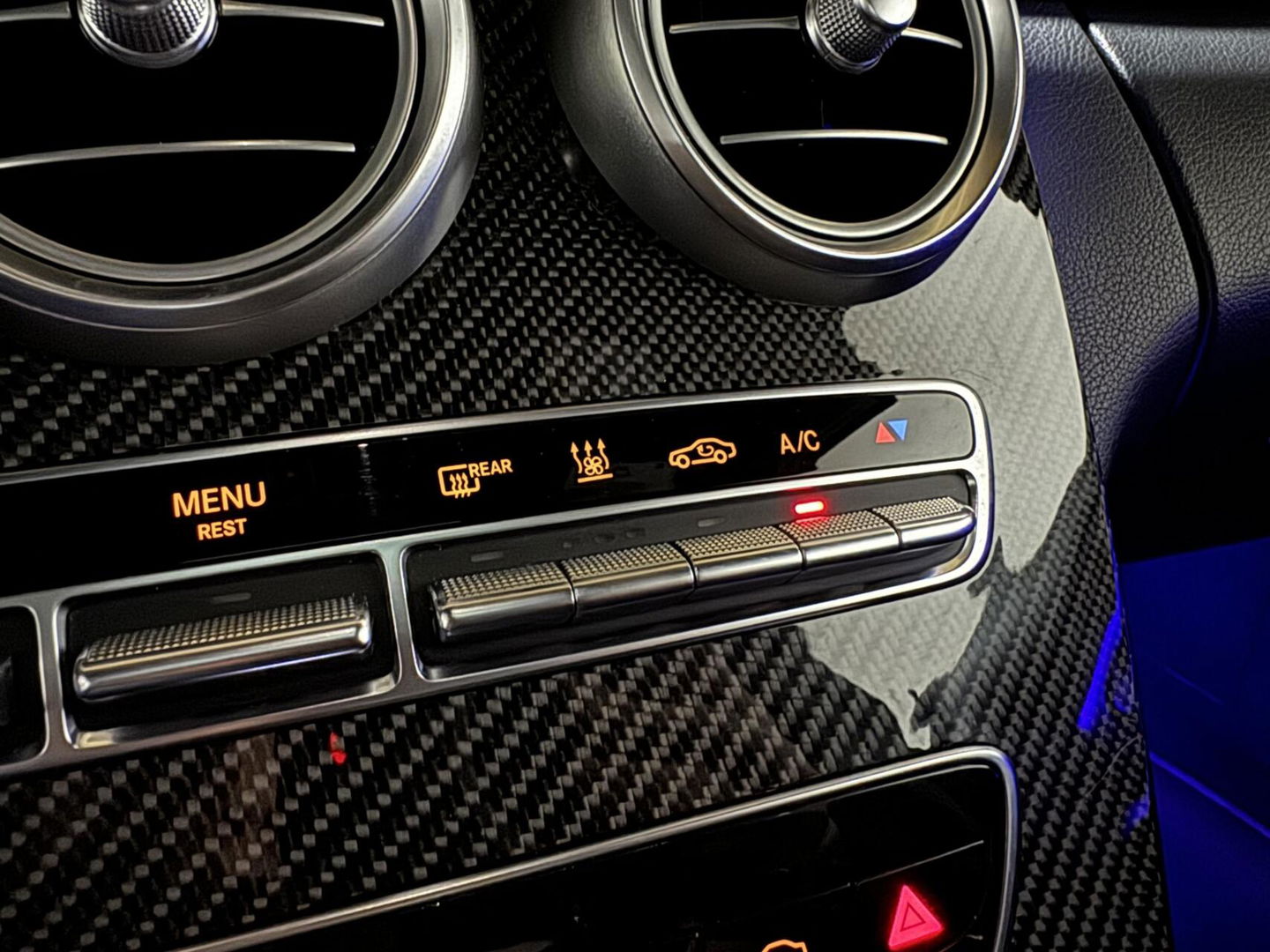 Mercedes-Benz C-Klasse 300e 4MATIC AMG Pano Burmester 360° Luchtvering