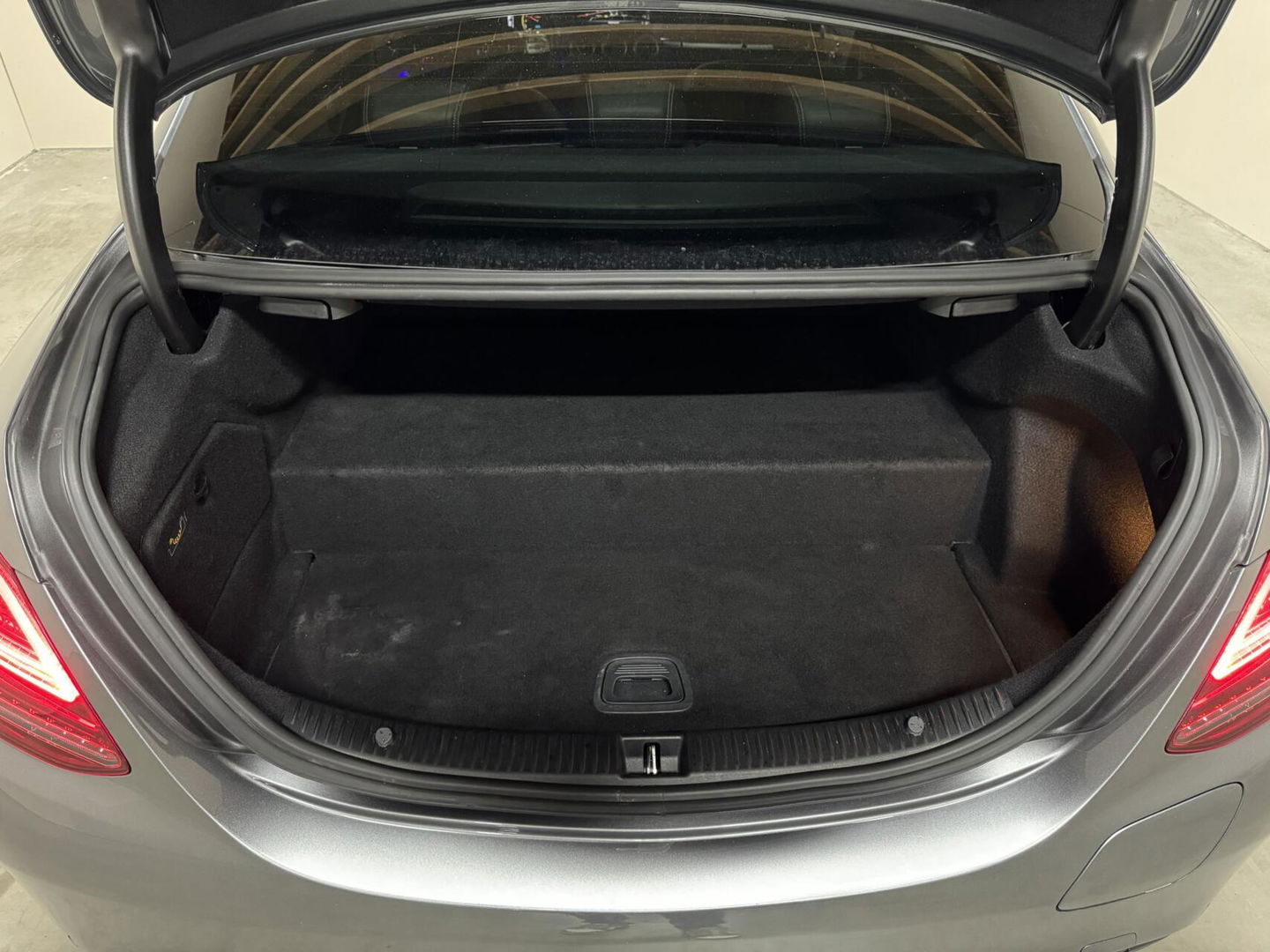 Mercedes-Benz C-Klasse 300e 4MATIC AMG Pano Burmester 360° Luchtvering