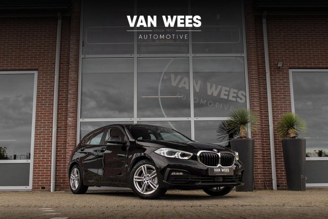 BMW 1 Serie - 116d F40 Executive Edition | 1e eigenaar | NL Auto | DAB | LED | Carplay | PDC | Cruise-control | Climate control | Sportstuur | Mistlampen | 16 inch
