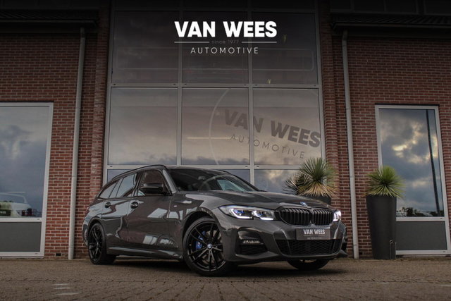 BMW 3 Serie - Touring 330i G21 xDrive High Executive M-sport | M-pakket | 1e eigenaar | inc BTW | Dakraam | 258 pk | Laser | 19 inch | Camera | DAB | Sportstoelen | Stuurverwarming