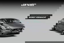 Volvo V40 - 2.0 T2 R-Design Facelift | 2e eigenaar | LED | Navigatie | 17 inch | Climate control | Alcantara/leer | Sportstoelen | PDC | Cruise control | Sportstuur | 122 pk