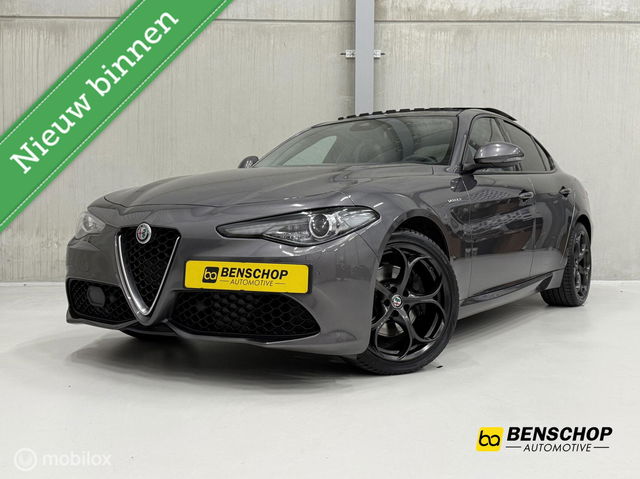 Alfa Romeo Giulia - 2.0 T AWD Veloce Panodak 19 inch Carplay Navi Camera Memory Leer