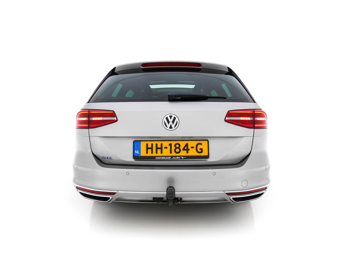 Volkswagen Passat Variant 1.4 TSI GTE Highline Plug-in Aut. *PANO | LEATHER-ALCANTARA | FULL-LED | CAMERA | NAVI-FULLMAP | ADAPTIVE-CRUISE | HEATED-ERGONOMIC-SPORTSEATS | KEYLESS | PDC | ECC | PRIVACY-GLASS | TOWBAR | AMBIENT-LIGHT | KEYLESS | ..