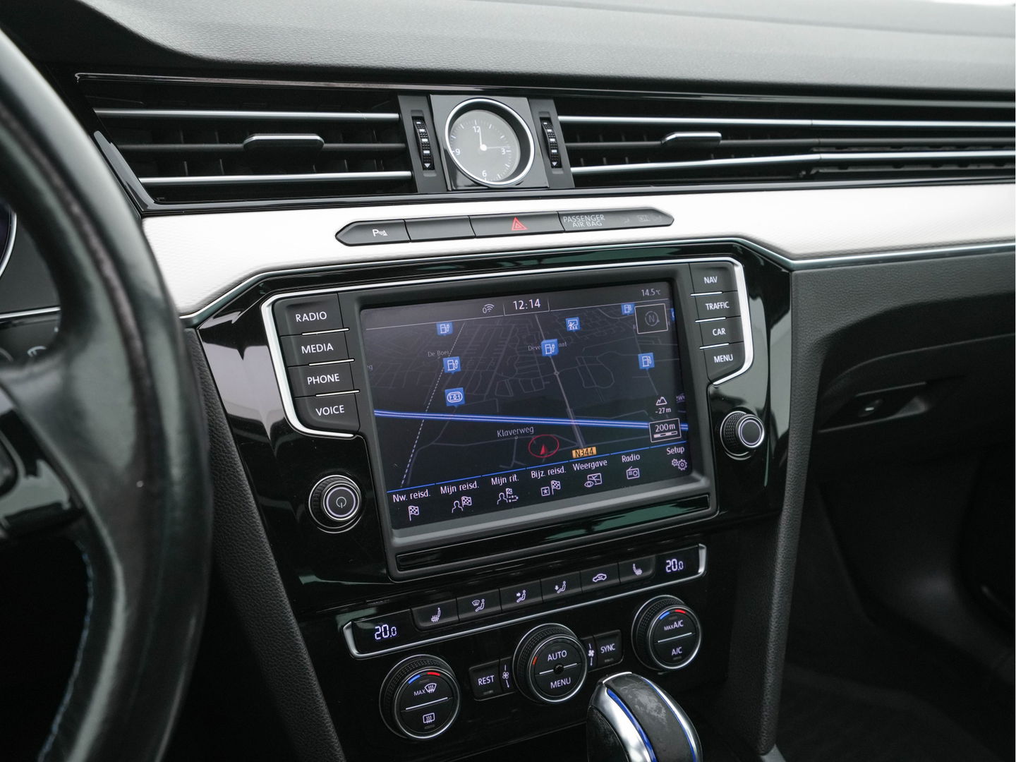 Volkswagen Passat Variant 1.4 TSI GTE Highline Plug-in Aut. *PANO | LEATHER-ALCANTARA | FULL-LED | CAMERA | NAVI-FULLMAP | ADAPTIVE-CRUISE | HEATED-ERGONOMIC-SPORTSEATS | KEYLESS | PDC | ECC | PRIVACY-GLASS | TOWBAR | AMBIENT-LIGHT | KEYLESS | ..