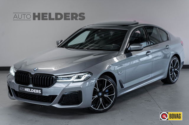 BMW 5 Serie - 530e xDrive M Sport Pano HuD H&K ACC Lane 20'