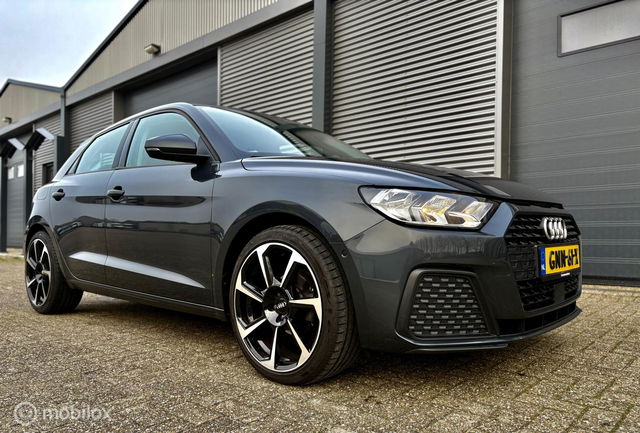 Audi A1 Sportback - 25 TFSI Pro Line S Lane Assist Cruise Cont