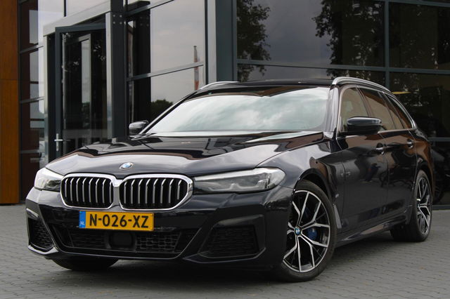 BMW 5 Serie - Touring 530d M-Sport High Executive | ACC | Trekhaak
