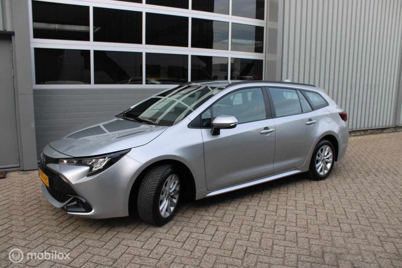 Toyota Corolla Touring Sports