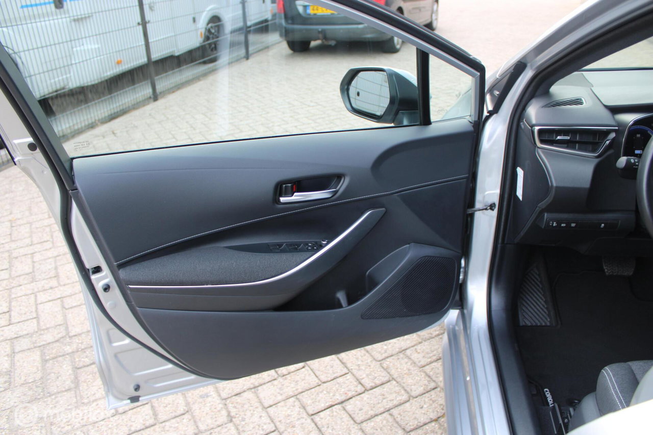 Toyota Corolla Touring Sports