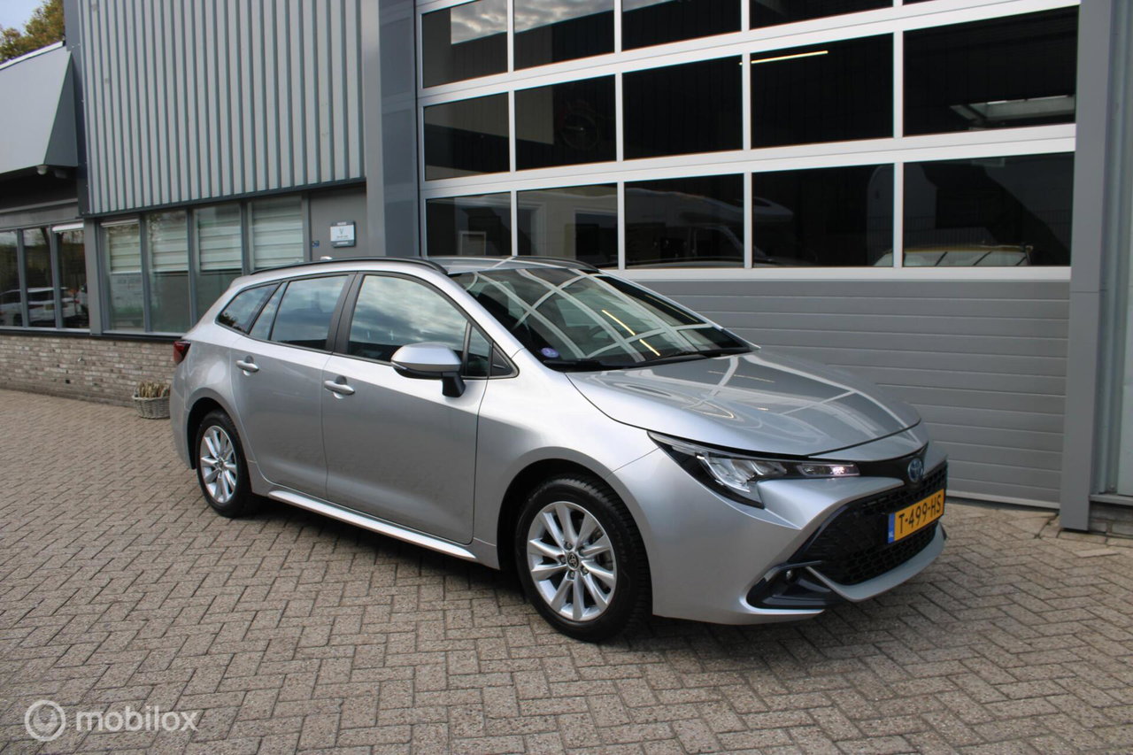 Toyota Corolla Touring Sports