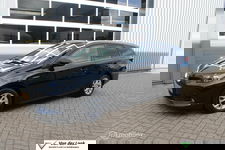 Toyota Auris - Touring Sports 1.8 Hybrid Dynamic | NL Auto Boekjes | Keyless Entry | Navigatie |