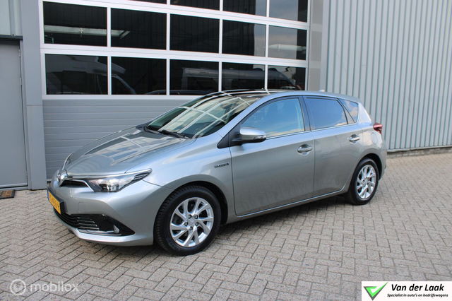 Toyota Auris - 1.8 Hybrid Trend NL Auto | 1e Eigenaar | Panoramadak | Navigatie.