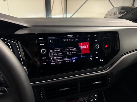 Volkswagen Taigo 1.5 TSI 3x R-Line PANO KEYLESS VOL'