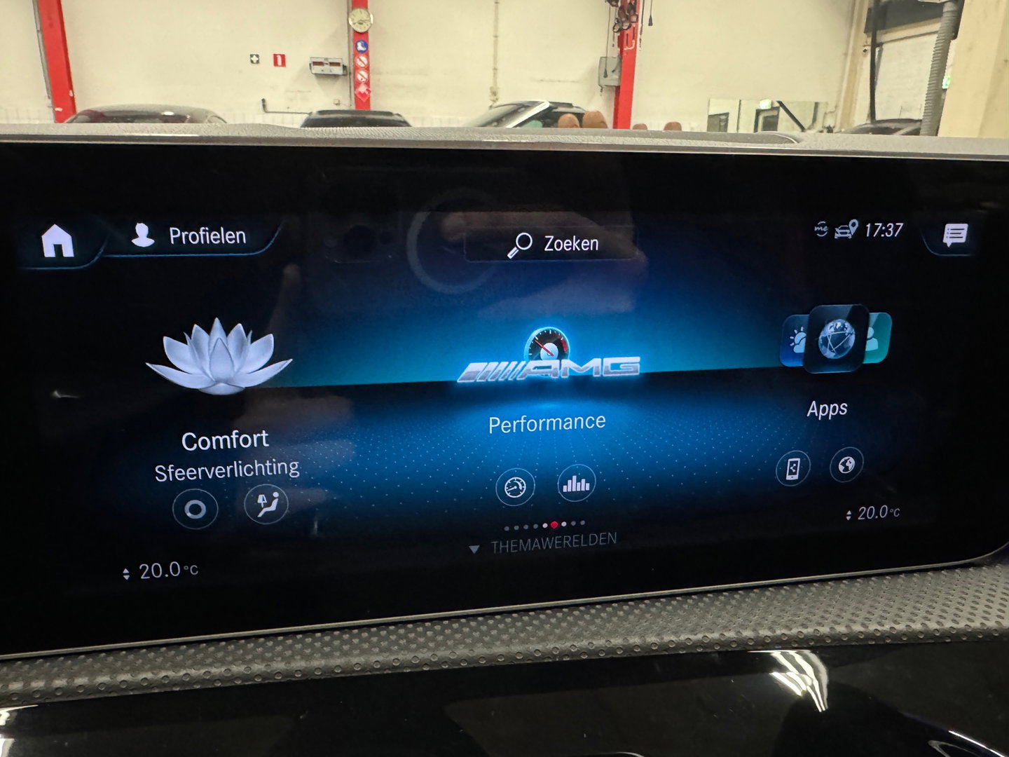 Mercedes-Benz CLA-Klasse Shooting Brake AMG 35 4MATIC Pano