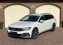 Volkswagen Passat - Variant 1.4 TSI PHEV GTE Business Navi Clima LED 360 Camera PDC