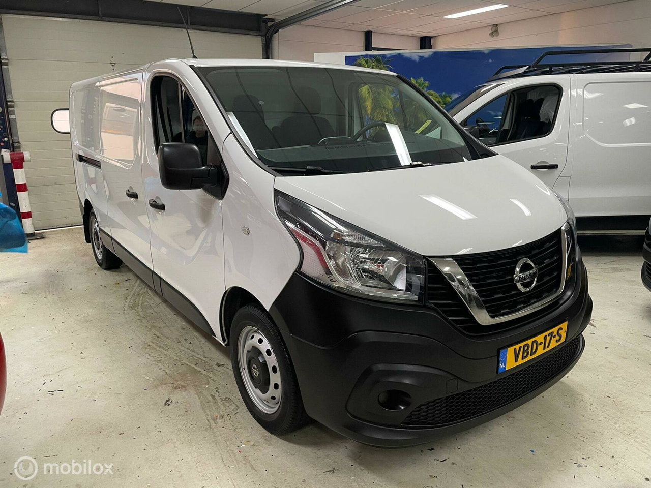 Nissan NV300