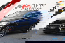 BMW X6 - M 4.4 V8 575PK Softclose Panorama Kuipstoelen 360 Memory HUD Keyless