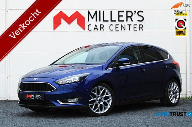 Ford Focus - 1.5 Titanium VOL Camera Carplay Dodehoek 18" Sportvelgen