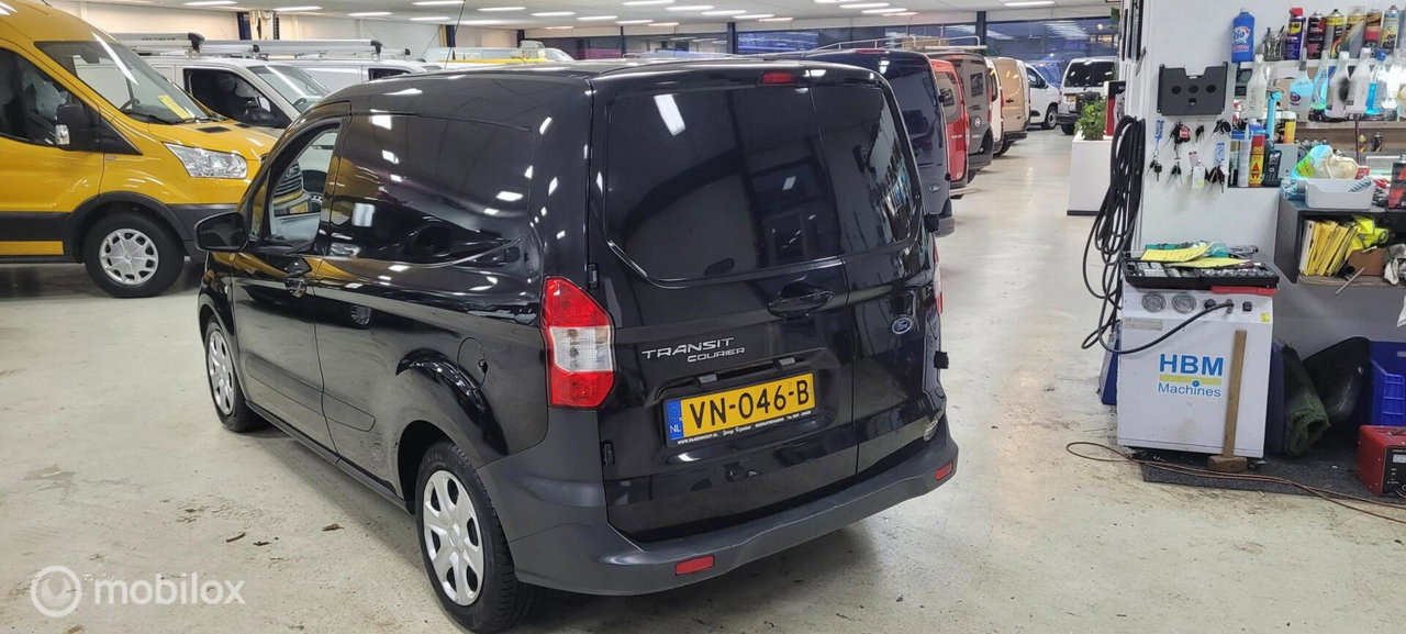 Ford Transit Courier