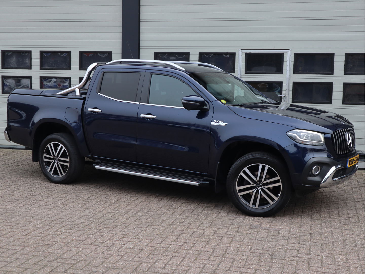 Mercedes-Benz X-Klasse 350d 4-MATIC 3.0 V6 - Euro 6 - Grijs Kenteken - Trekhaak 3,5t KG - Marge