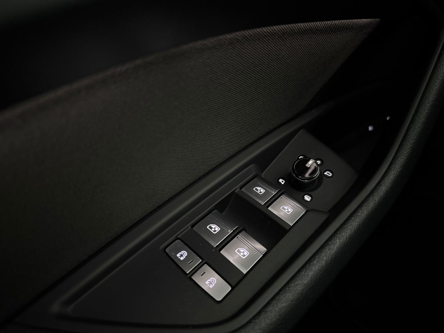 Audi e-tron 50 Quattro Black Edition 71 kWh | SOH 91% | Snelladen | Camera | Virtual | Memory | Cruise | Parkeersens.