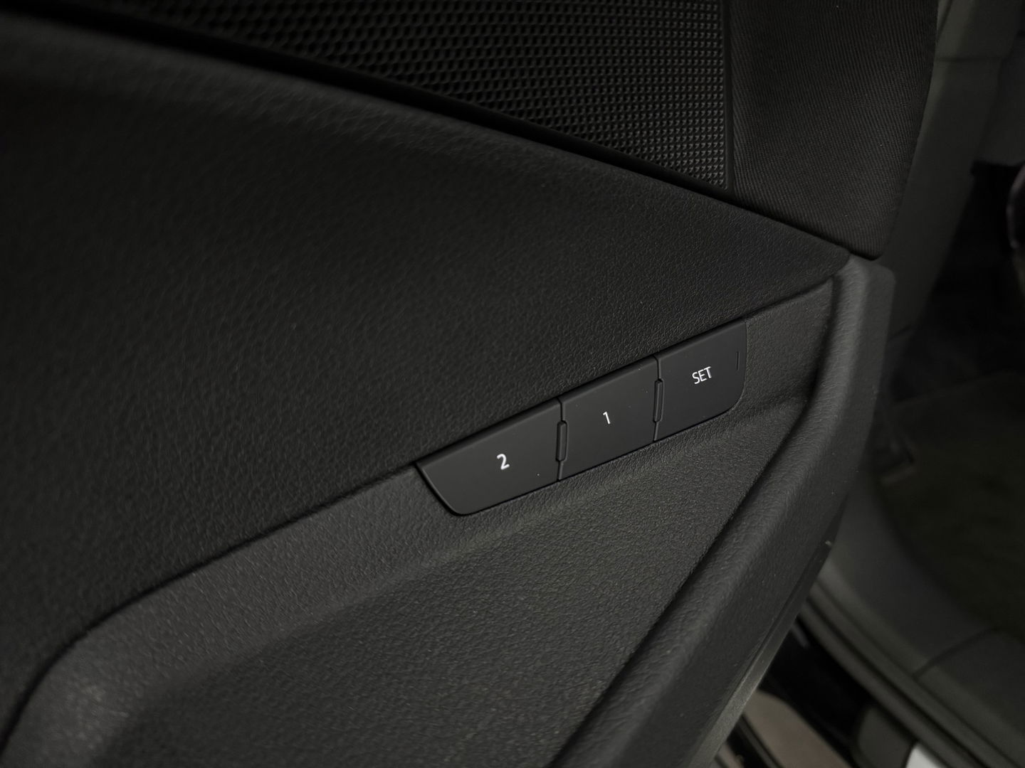 Audi e-tron 50 Quattro Black Edition 71 kWh | SOH 91% | Snelladen | Camera | Virtual | Memory | Cruise | Parkeersens.