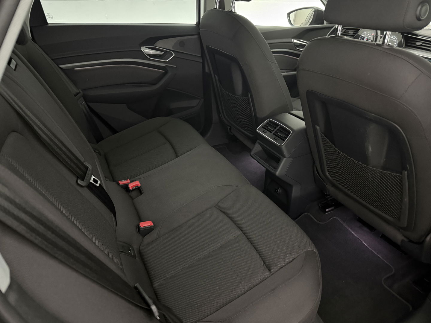 Audi e-tron 50 Quattro Black Edition 71 kWh | SOH 91% | Snelladen | Camera | Virtual | Memory | Cruise | Parkeersens.