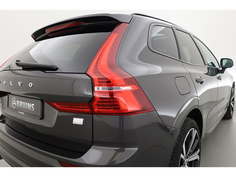 Volvo XC60 2.0 T8 Plug-in hybrid AWD Plus Dark | Luchtvering | ACC | 360 camera | 21 inch | H&K Audio | pano | carplay |