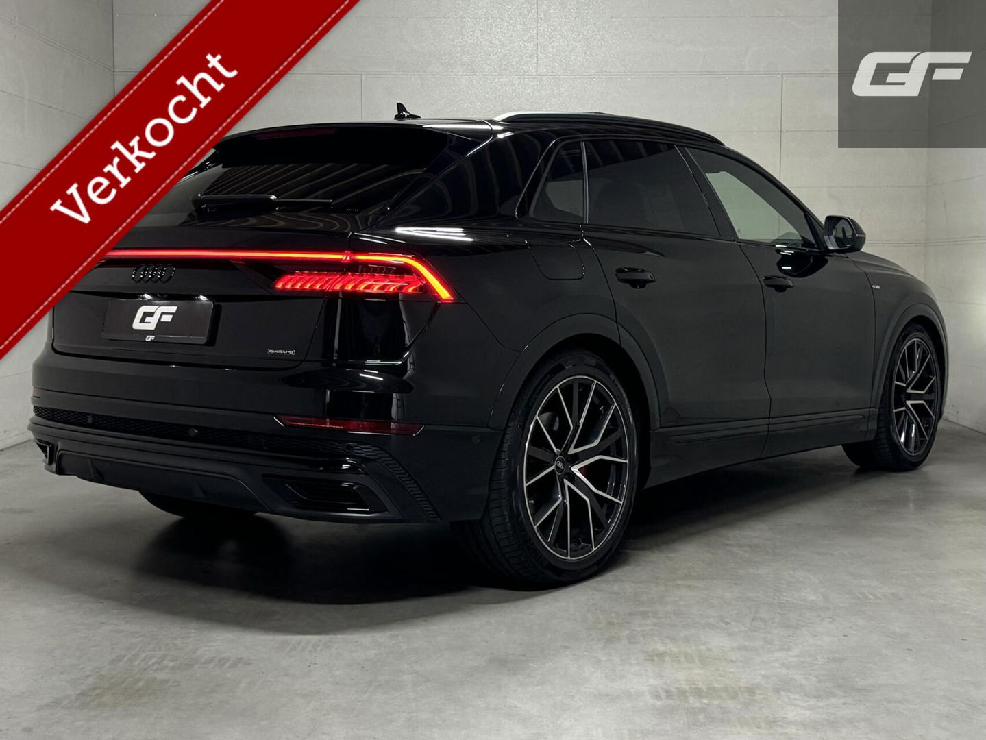 Audi Q8 55 TFSI e Quattro Competition S-Line Pano RS-Seats Sfeer Luchtver. B&O 360º
