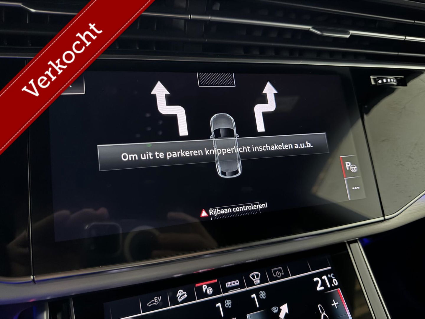 Audi Q8 55 TFSI e Quattro Competition S-Line Pano RS-Seats Sfeer Luchtver. B&O 360º