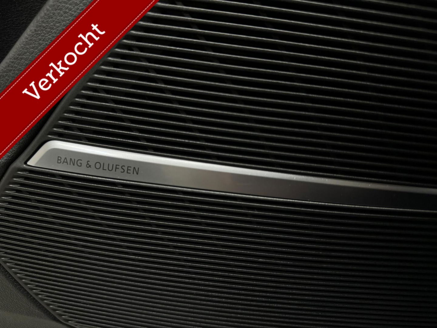 Audi Q8 55 TFSI e Quattro Competition S-Line Pano RS-Seats Sfeer Luchtver. B&O 360º