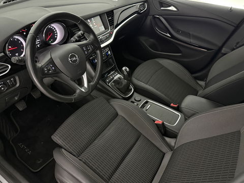Opel Astra 1.2 Design & Tech | Camera | Carplay | Cruise | Navi | Parkeersens. | LED | NAP