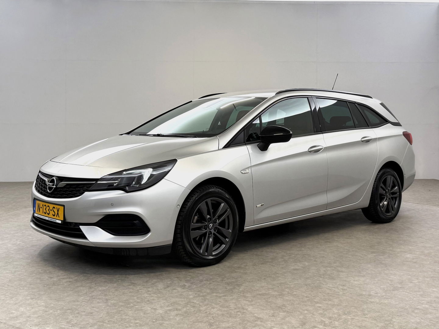 Opel Astra 1.2 Design & Tech | Camera | Carplay | Cruise | Navi | Parkeersens. | LED | NAP