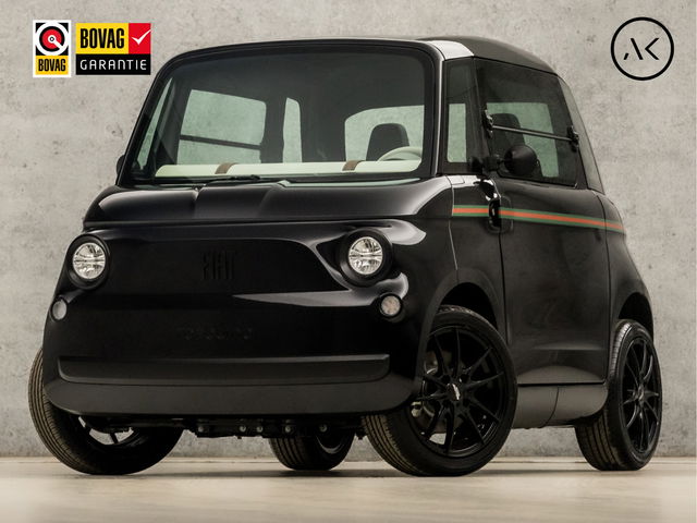 Fiat Topolino - Brommobiel Gucci (BLACK PACK (GESPOTEN), HOOGGLANS ZWART LAK, 15 INCH LICHTMETALEN VELGEN, WIT LEER, LEDER STUURWIEL, NIEUWSTAAT)