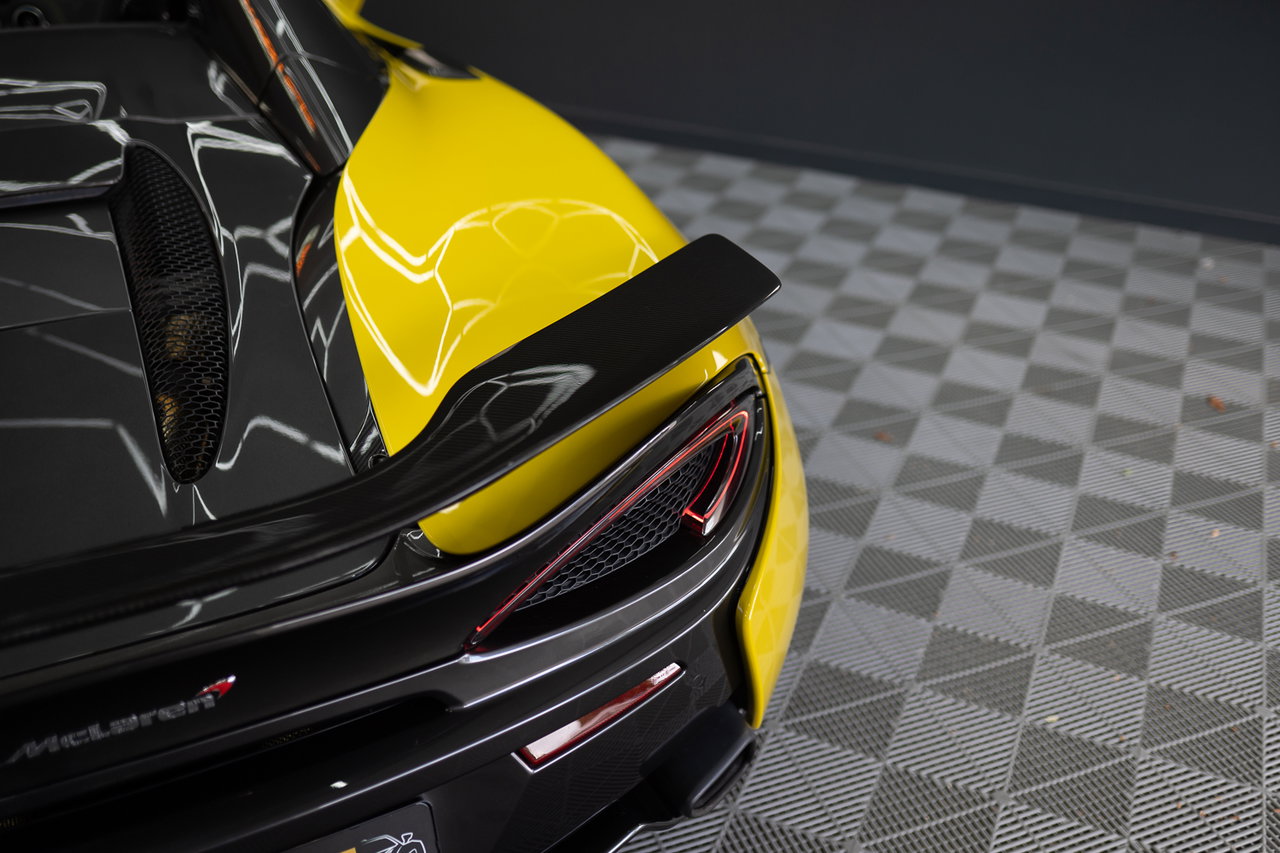 McLaren 570S