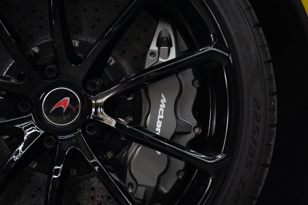 McLaren 570S