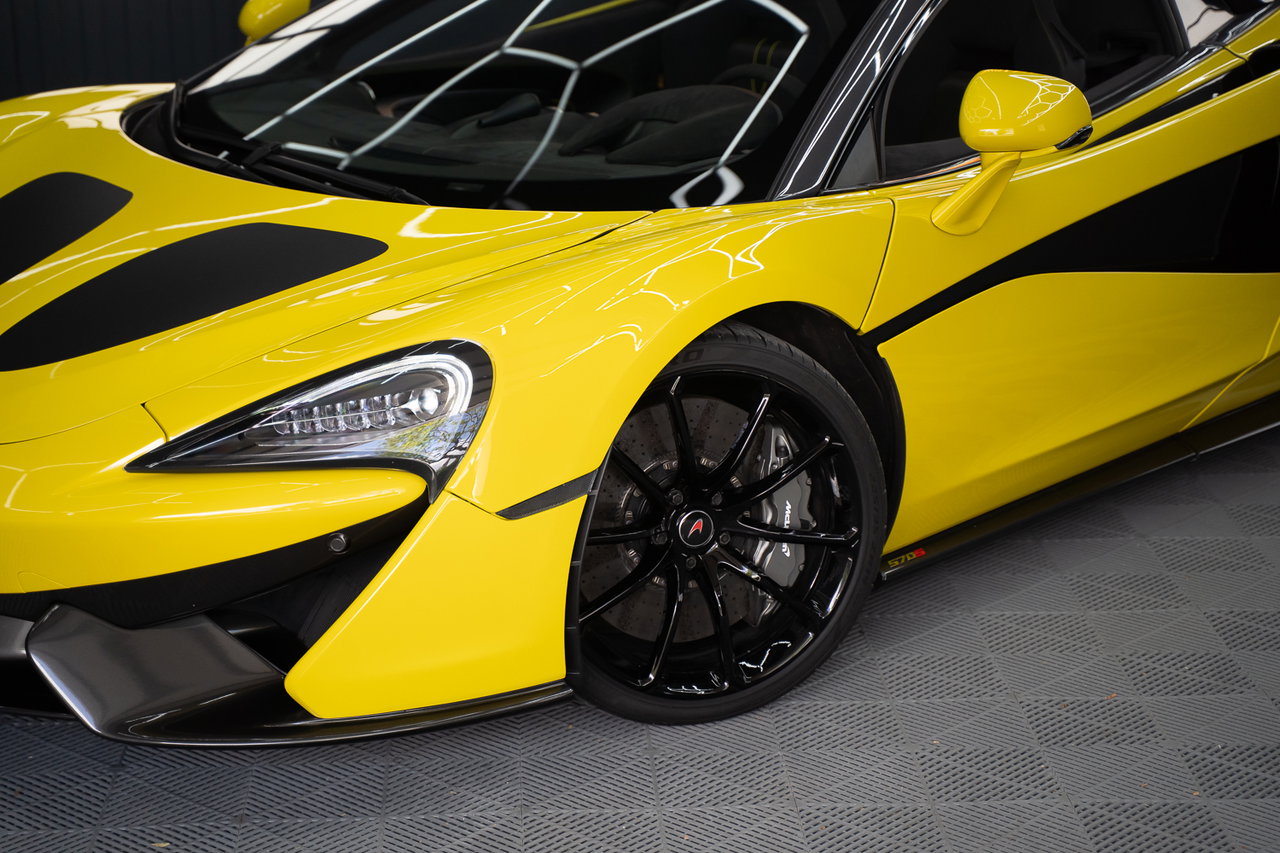 McLaren 570S
