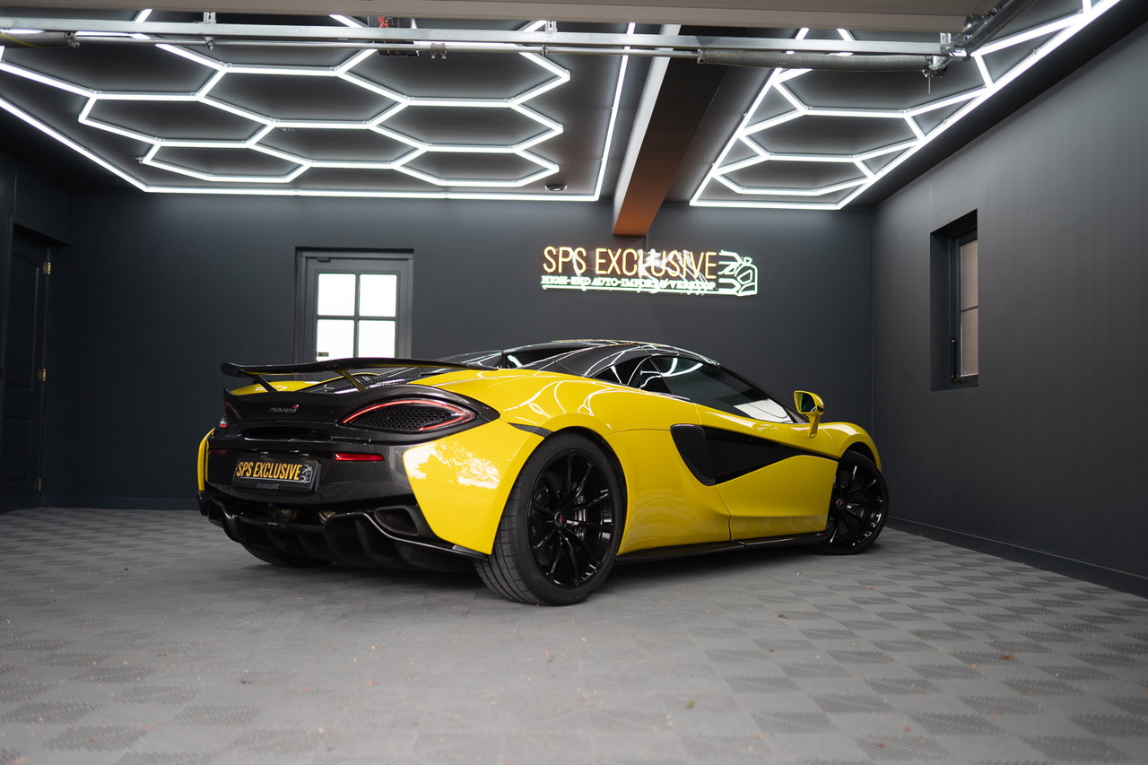 McLaren 570S