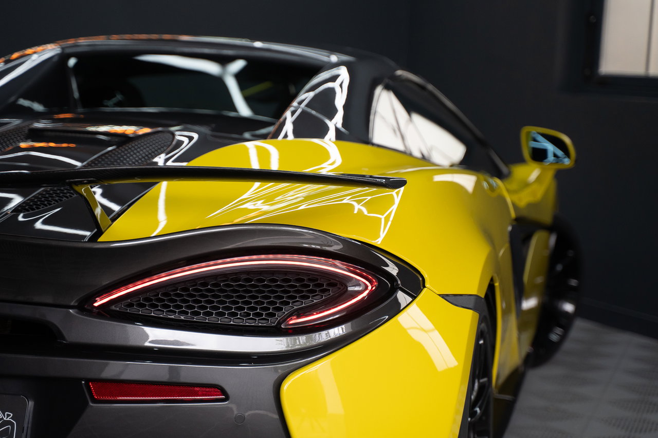 McLaren 570S