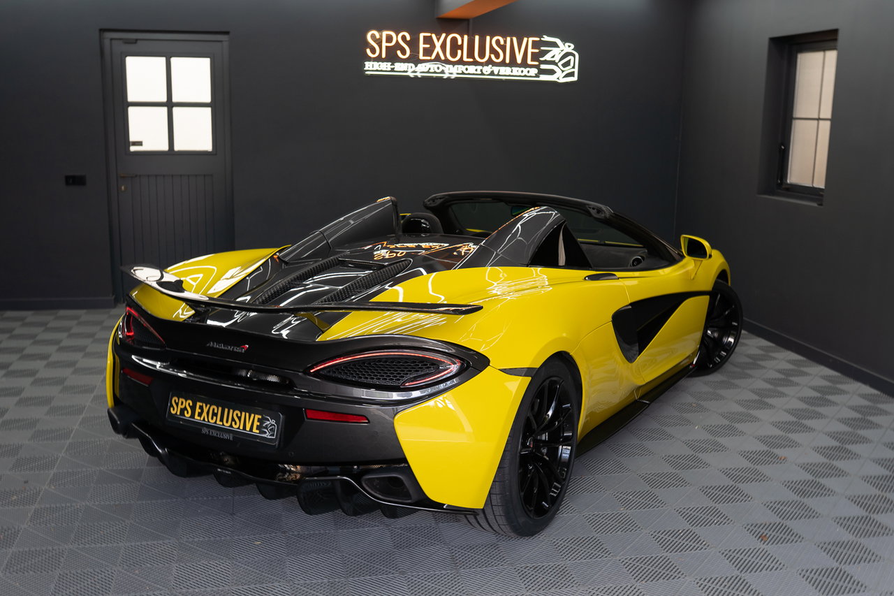 McLaren 570S
