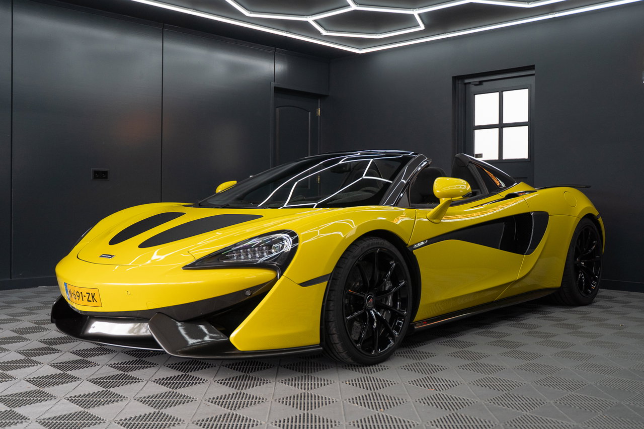 McLaren 570S