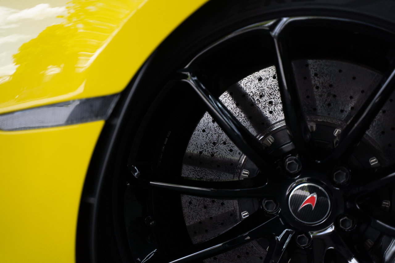 McLaren 570S