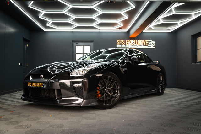 Nissan GT-R - 3.8 V6 Black Edition / 1e lak / Bose / Recaro / O.Historie