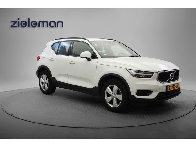 Volvo XC40 - 1.5 T2 Momentum Core - Cruise