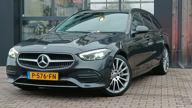 Mercedes-Benz C-Klasse - Estate 200 Launch Edition Business Line LED afn. trekhaak Leder Apple-Android Stoelverw. Camera
