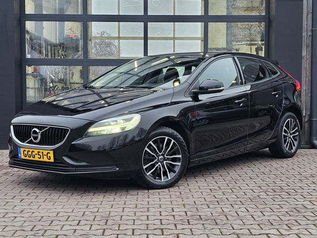 Volvo V40 - 2.0 T3 Momentum | LED | Navigatie | Cruise | LMV |