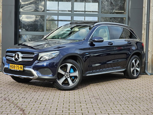Mercedes-Benz GLC - 350e 4MATIC Business Solution | Trekhaak | Pano | LED | Stoelverwarming voor & achter | Leder | Blind spot | Keyless |