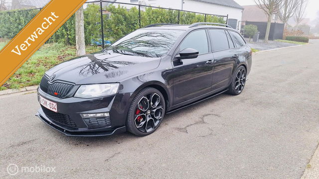 Škoda Octavia - Combi 1.6 TDI VRS 180 PK Ombouw naar 2019 bomvol Uniek