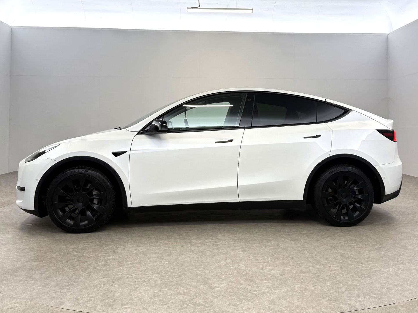 Tesla Model Y Long Range AWD 75 kWh | SOH 89% | Snelladen | Autopilot | Pano | Memory | Camera | Stoel/Stuurverw.