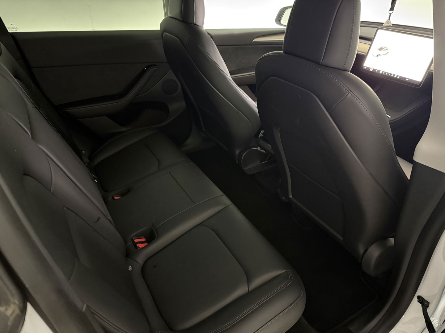 Tesla Model Y Long Range AWD 75 kWh | SOH 89% | Snelladen | Autopilot | Pano | Memory | Camera | Stoel/Stuurverw.